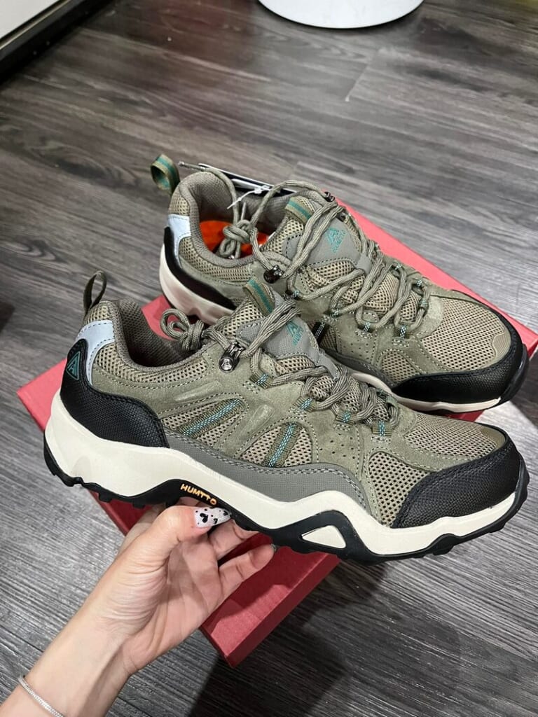 Mua giày leo núi mùa đông