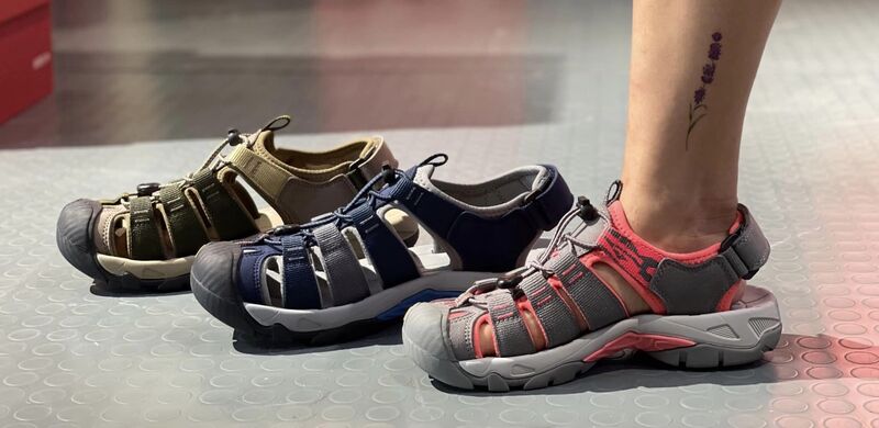 sandal leo núi humtto chính hãng